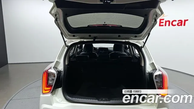 KG_Mobility_Ssangyong TIBOLI Very New Tivoli Бензин 1.5 2WD — Фото автомобиля 20
