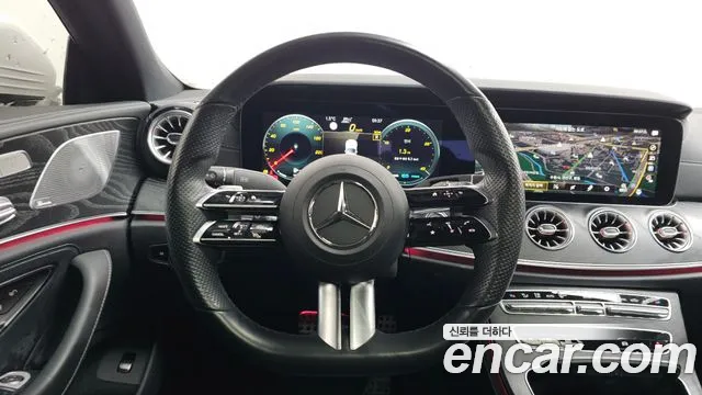 Mercedes-Benz CLS-Class — Фото автомобиля 13