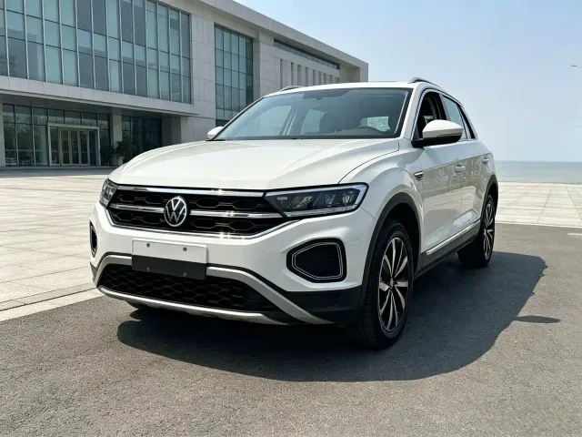 Volkswagen T-Roc — Фото автомобиля 4
