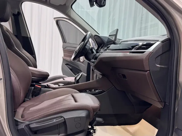 BMW X1 — Фото автомобиля 15