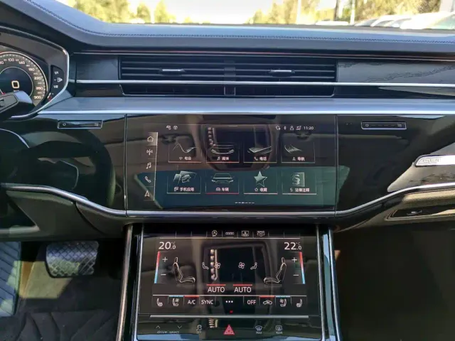 Audi A8 — Фото автомобиля 13