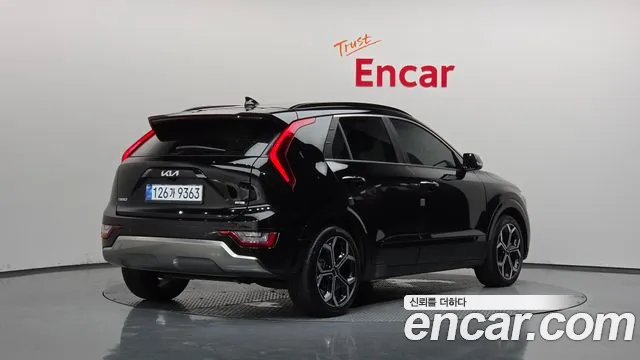 Kia Niro The All New Niro Signature — Фото автомобиля 2