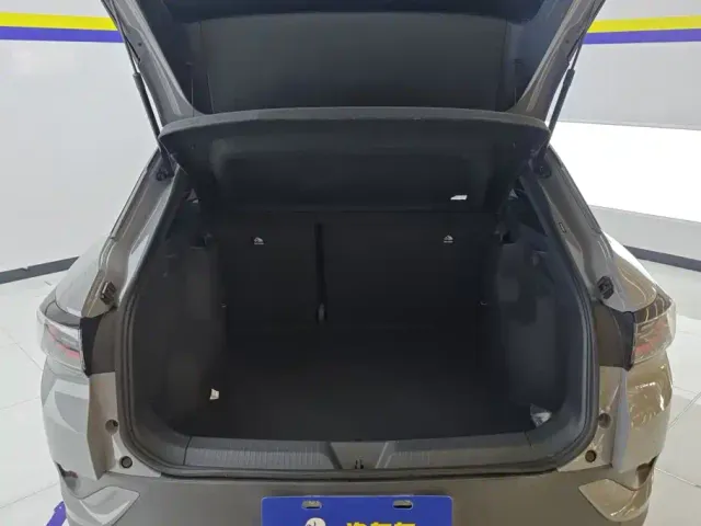 Volkswagen ID.4 Crozz — Фото автомобиля 4