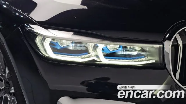 BMW 7 Series — Фото автомобиля 7