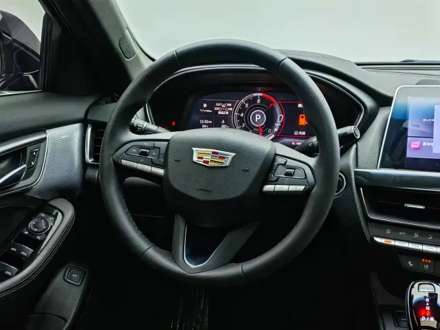 Cadillac CT5 — Фото автомобиля 10