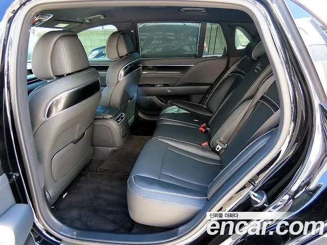 Genesis G90 Бензин 3.5 турбо AWD — Фото автомобиля 6