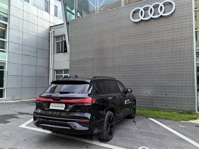 Audi Q6 — Фото автомобиля 8