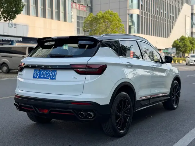Geely Binyue 2021 Model 1.5TD DCT Star Glory Edition — Фото автомобиля 17