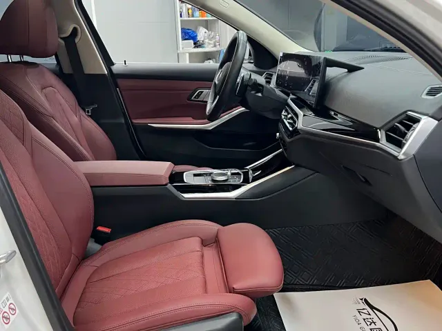 BMW 3 Series — Фото автомобиля 23