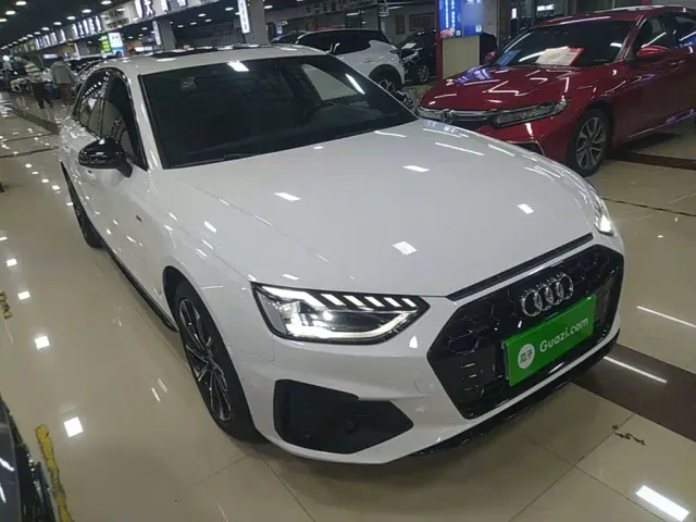 Audi A4L — Фото автомобиля 3