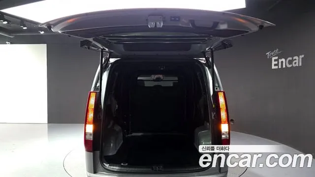 Hyundai Staria Staria — Фото автомобиля 18