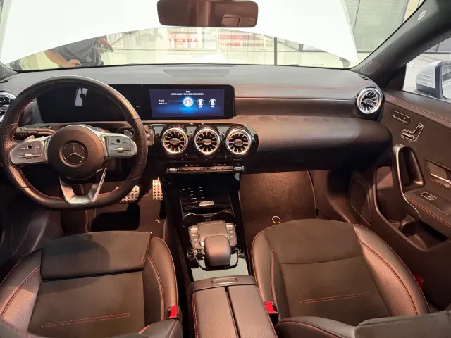 Mercedes-Benz CLA-Class — Фото автомобиля 4