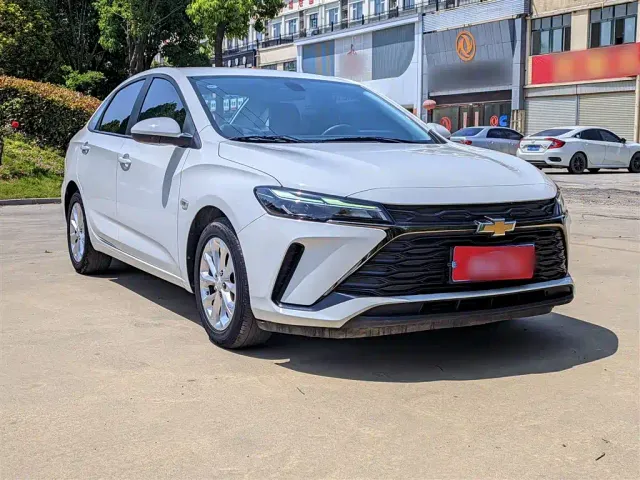 Chevrolet Monza — Фото автомобиля 4