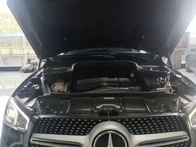 Mercedes-Benz GLE-Class — Фото автомобиля 15
