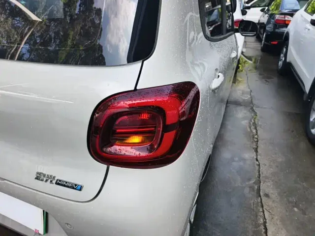 Wuling Hongguang Mini EV — Фото автомобиля 7