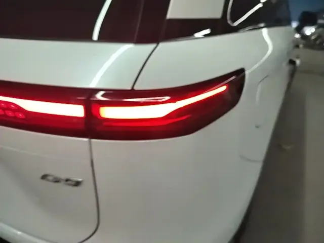 XPeng XPeng G9 2022 570 Pro — Фото автомобиля 7