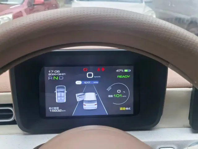 Wuling Hongguang Mini EV — Фото автомобиля 6