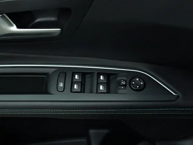 Peugeot 5008 — Фото автомобиля 16