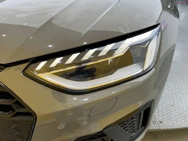 Audi S4 — Фото автомобиля 3
