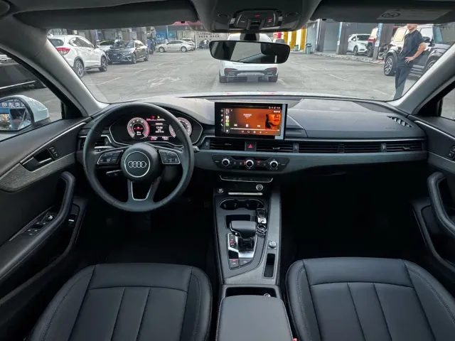 Audi A4L — Фото автомобиля 6