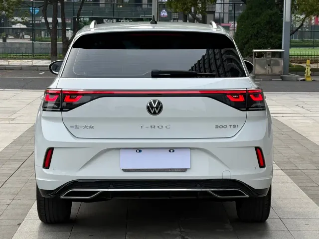 Volkswagen T-Roc — Фото автомобиля 4