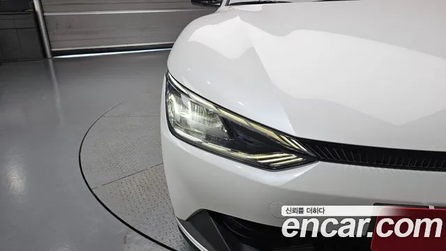 Kia EV6 — Фото автомобиля 7