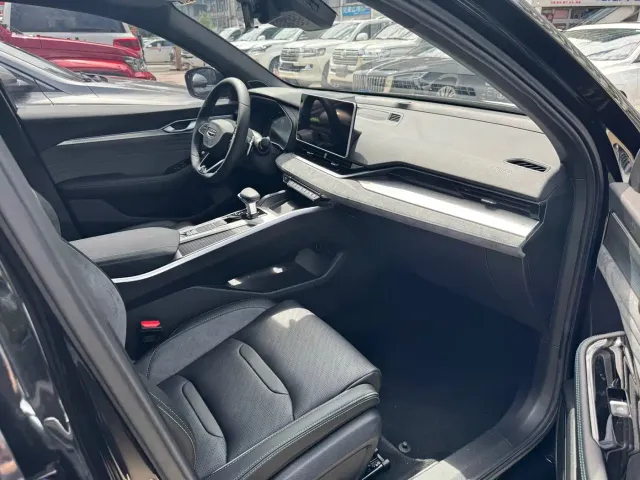 Geely Xingrui — Фото автомобиля 8