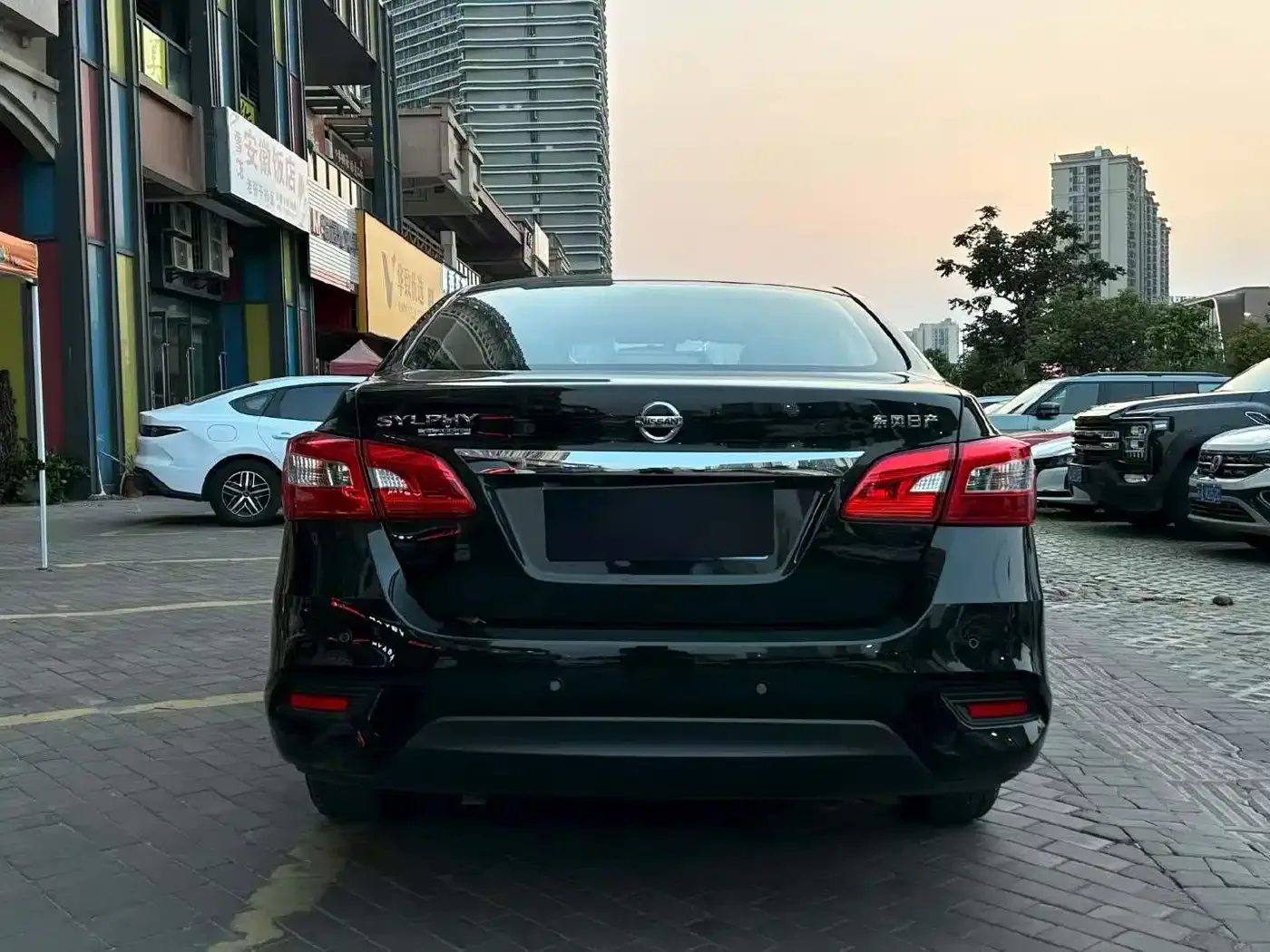 Nissan Sylphy 2024 Model Year Facelift Classic 1.6XE CVT Comfort Edition — Фото автомобиля 8