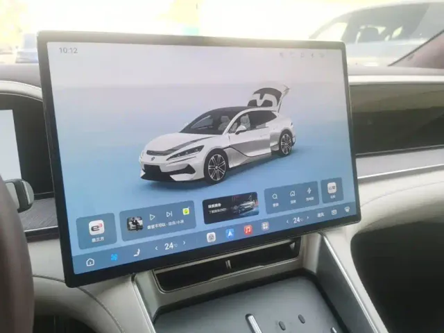 Denza Z9GT — Фото автомобиля 17
