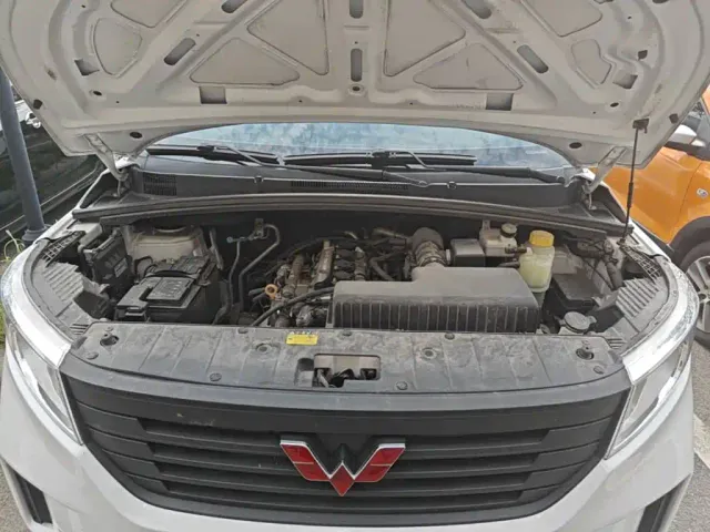 Wuling Zhengcheng — Фото автомобиля 19