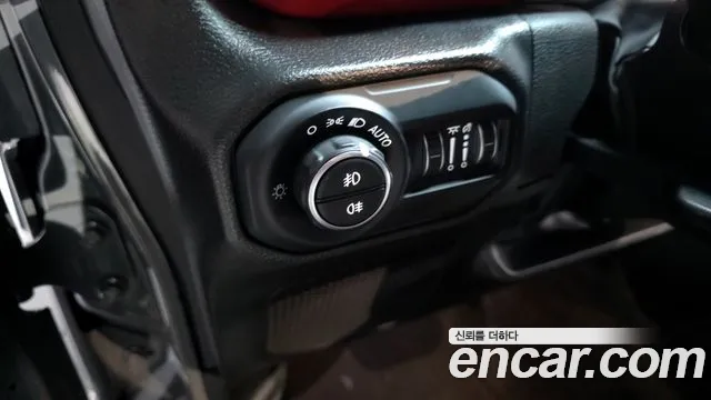 Jeep Wrangler Wrangler (JL) — Фото автомобиля 18