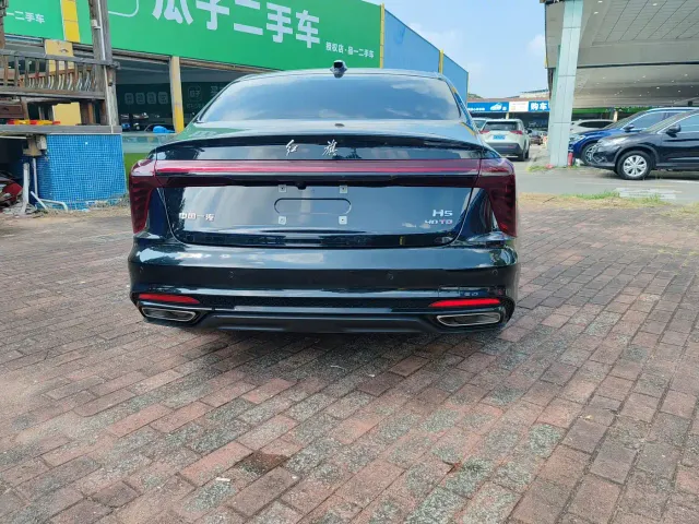 Hongqi H5 — Фото автомобиля 8