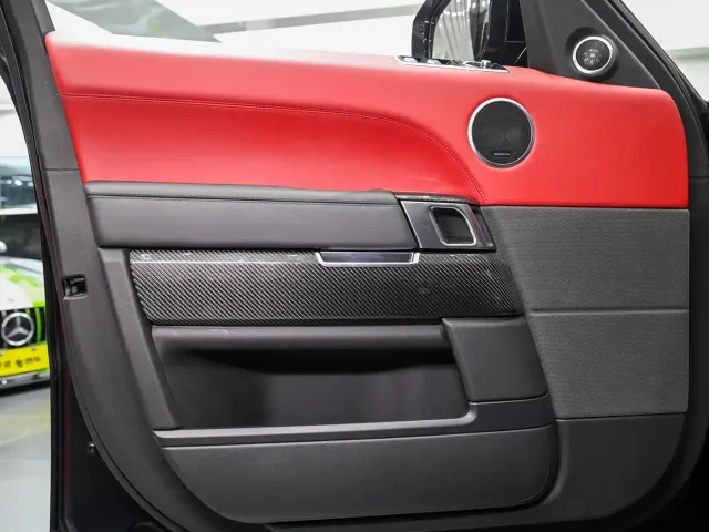 Land Rover Range Rover Sport — Фото автомобиля 2