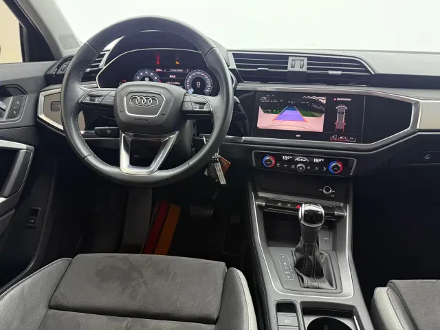 Audi Q3 — Фото автомобиля 11
