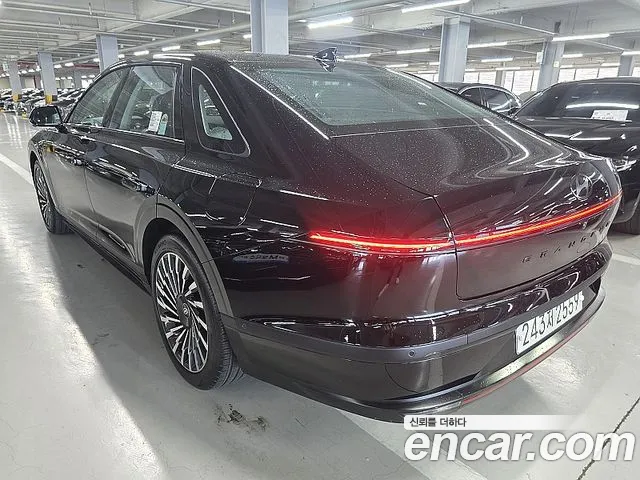 Hyundai Grandeur Grandeur (GN7) 3.5 Бензин 4WD — Фото автомобиля 2