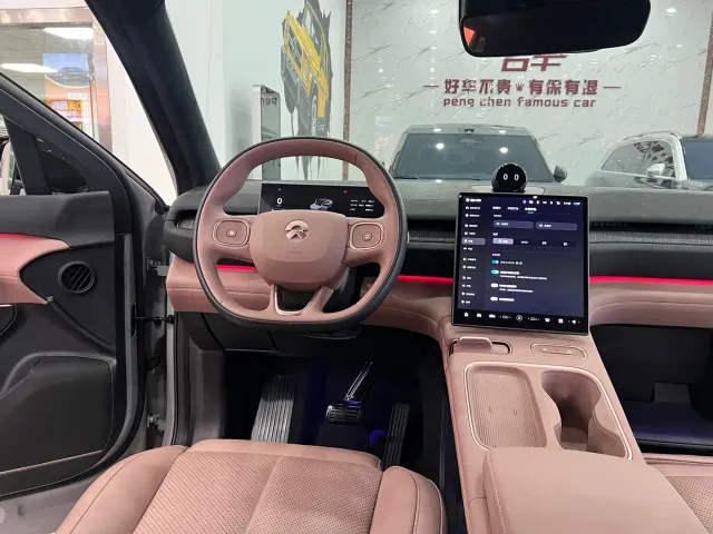 Nio EC6 — Фото автомобиля 11