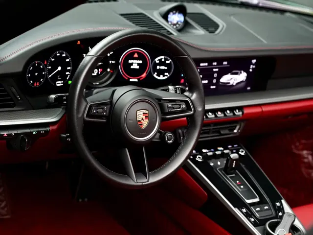 Porsche 911 — Фото автомобиля 10