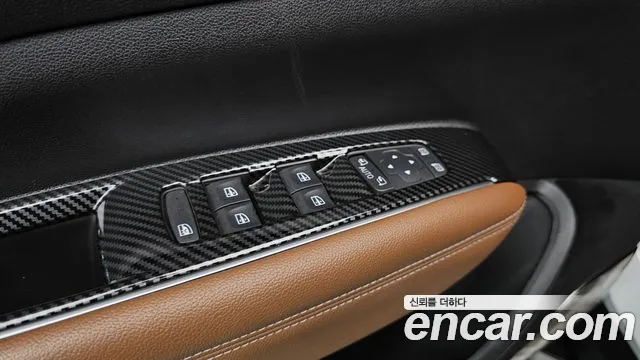 Renault-KoreaSamsung QM6 Новый QM6 2.0 GDe RE Signature 2WD — Фото автомобиля 29