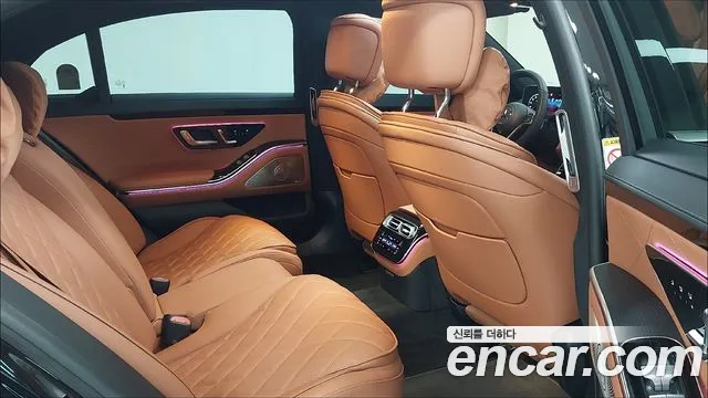 Mercedes-Benz S-Class — Фото автомобиля 10