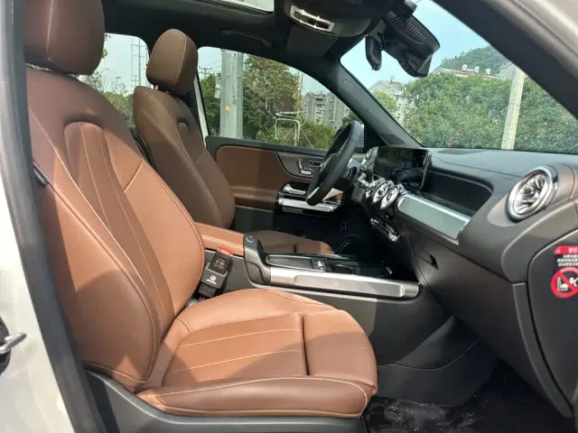 Mercedes-Benz EQB — Фото автомобиля 18