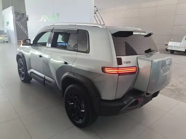 BYD FangChengBao Titanium 3 — Фото автомобиля 4