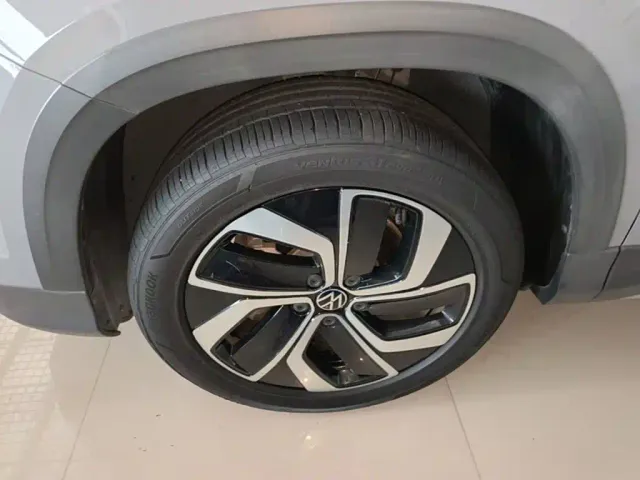 Volkswagen Tharu — Фото автомобиля 22