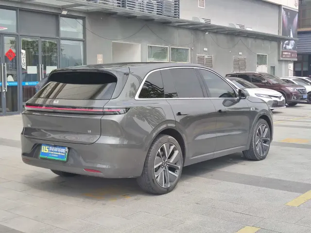 Li Auto L6 — Фото автомобиля 7