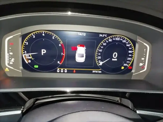 Volkswagen Passat — Фото автомобиля 11