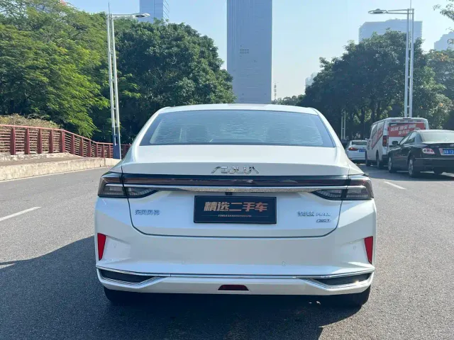 Dongfeng Yixuan MAX — Фото автомобиля 4