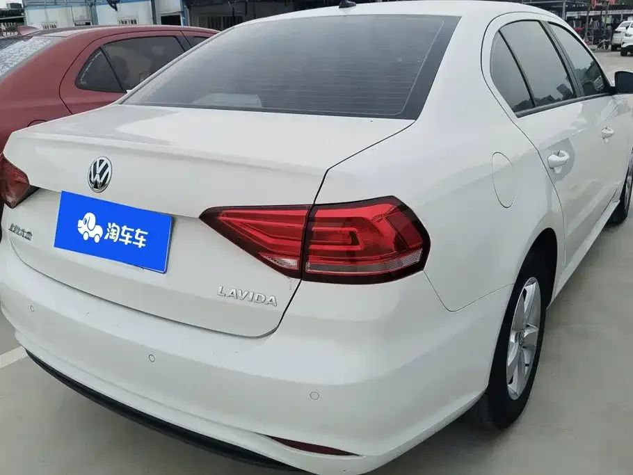 Volkswagen Lavida 2019 1.5L Automatic Trend Edition China VI — Фото автомобиля 3