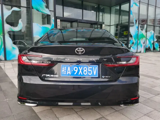 Toyota Camry — Фото автомобиля 4