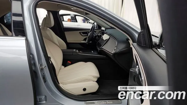 Mercedes-Benz E-Class — Фото автомобиля 11