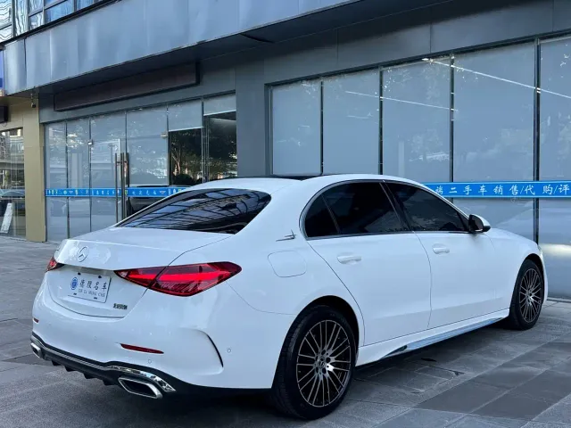 Mercedes-Benz C-Class — Фото автомобиля 12