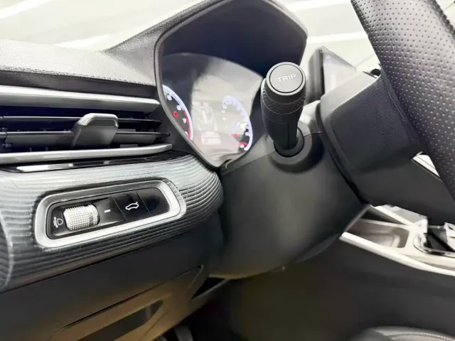 Geely Emgrand 2022 4th Generation 1.5L CVT Elite — Фото автомобиля 10